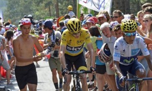Fan-Urine-Chris-Froome