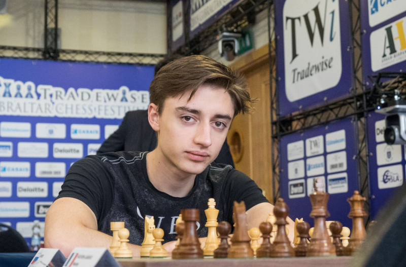 Daniil Dubov Shocks Magnus Carlsen!